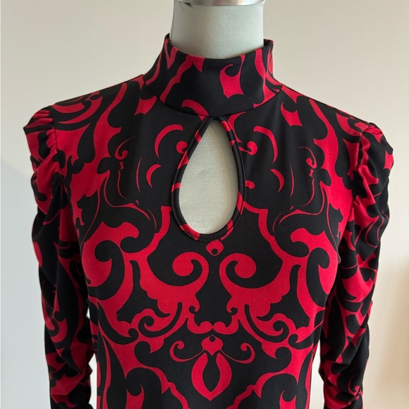 Beautiful Black and Red Dress - Picture 6 of 8